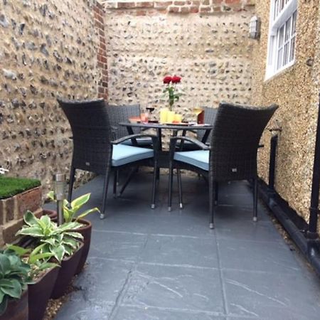 River Road, Littlehampton, Executive Apartment エクステリア 写真