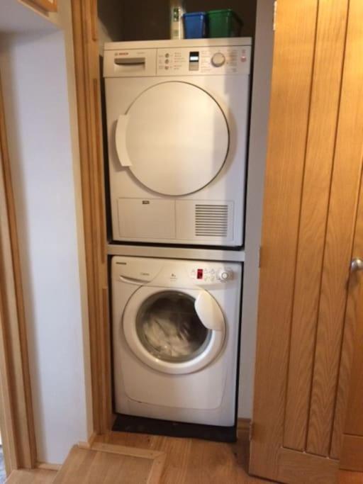 River Road, Littlehampton, Executive Apartment エクステリア 写真