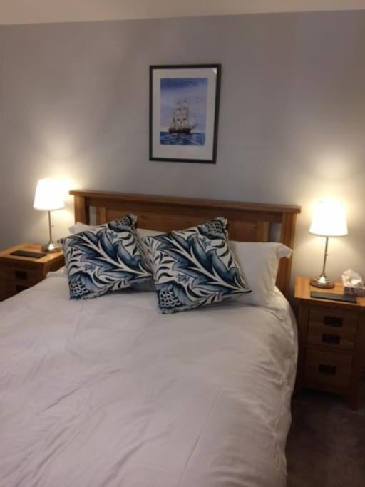 River Road, Littlehampton, Executive Apartment エクステリア 写真