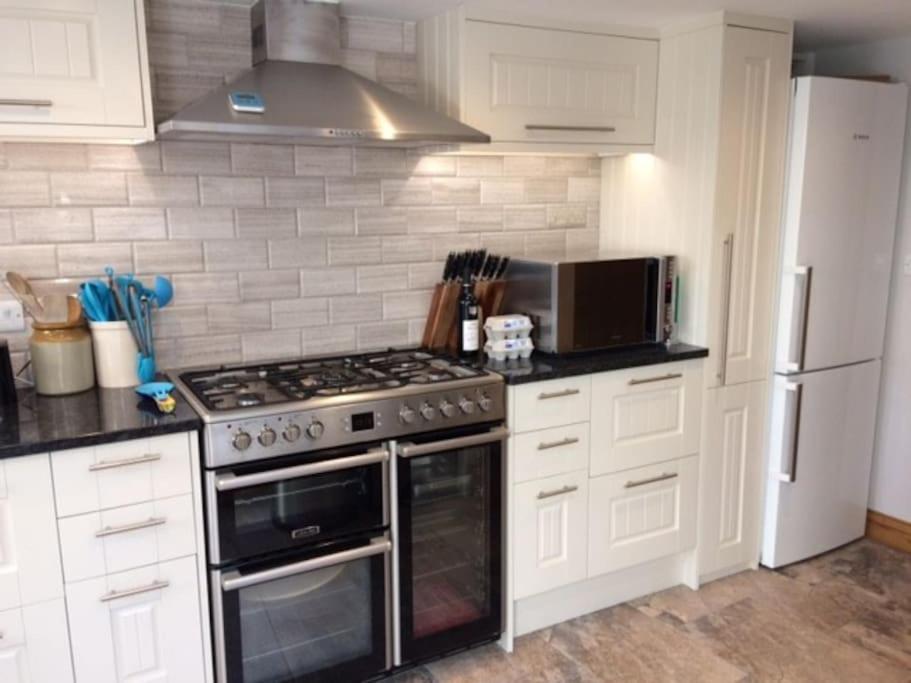 River Road, Littlehampton, Executive Apartment エクステリア 写真